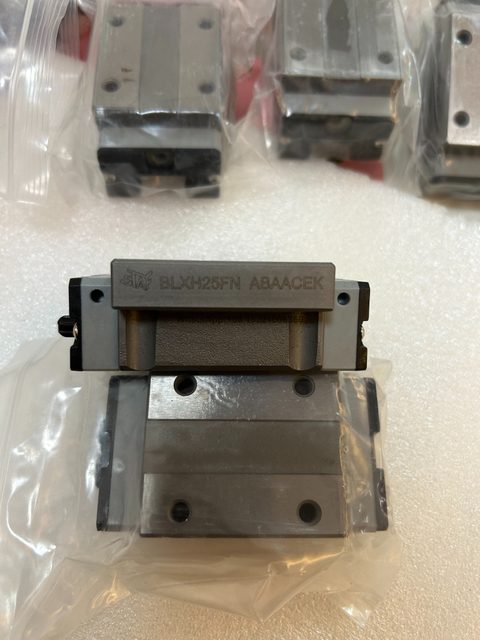 Стаф линейный подшипник. 