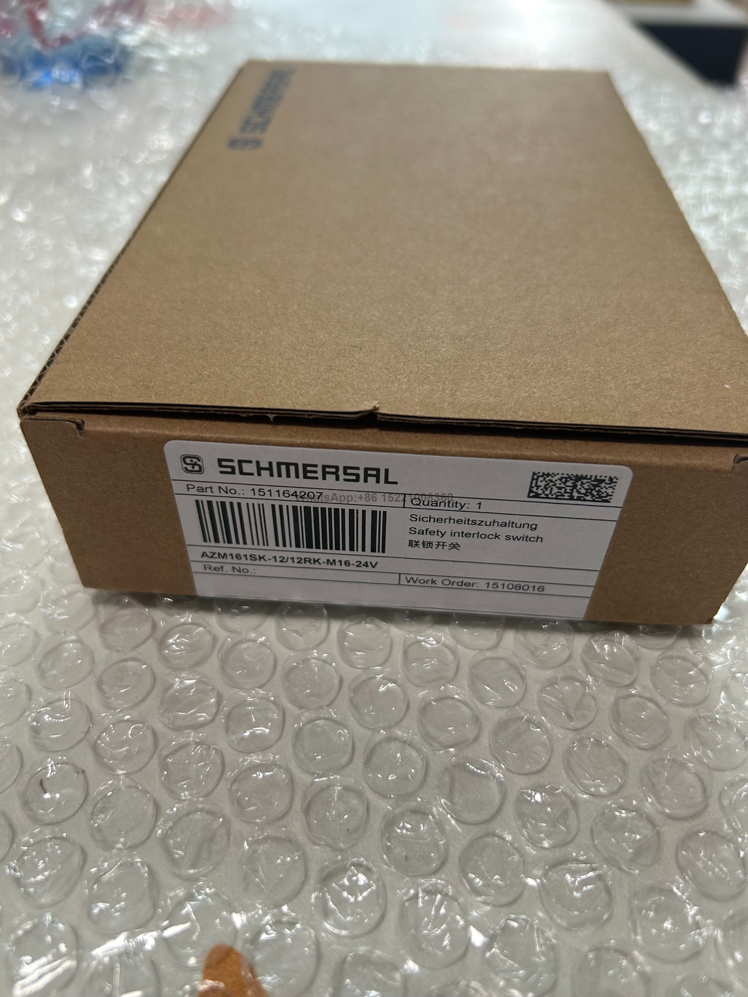  SCHMERSA Аварийный выключатель AZM 161SK-12/12RK-024 