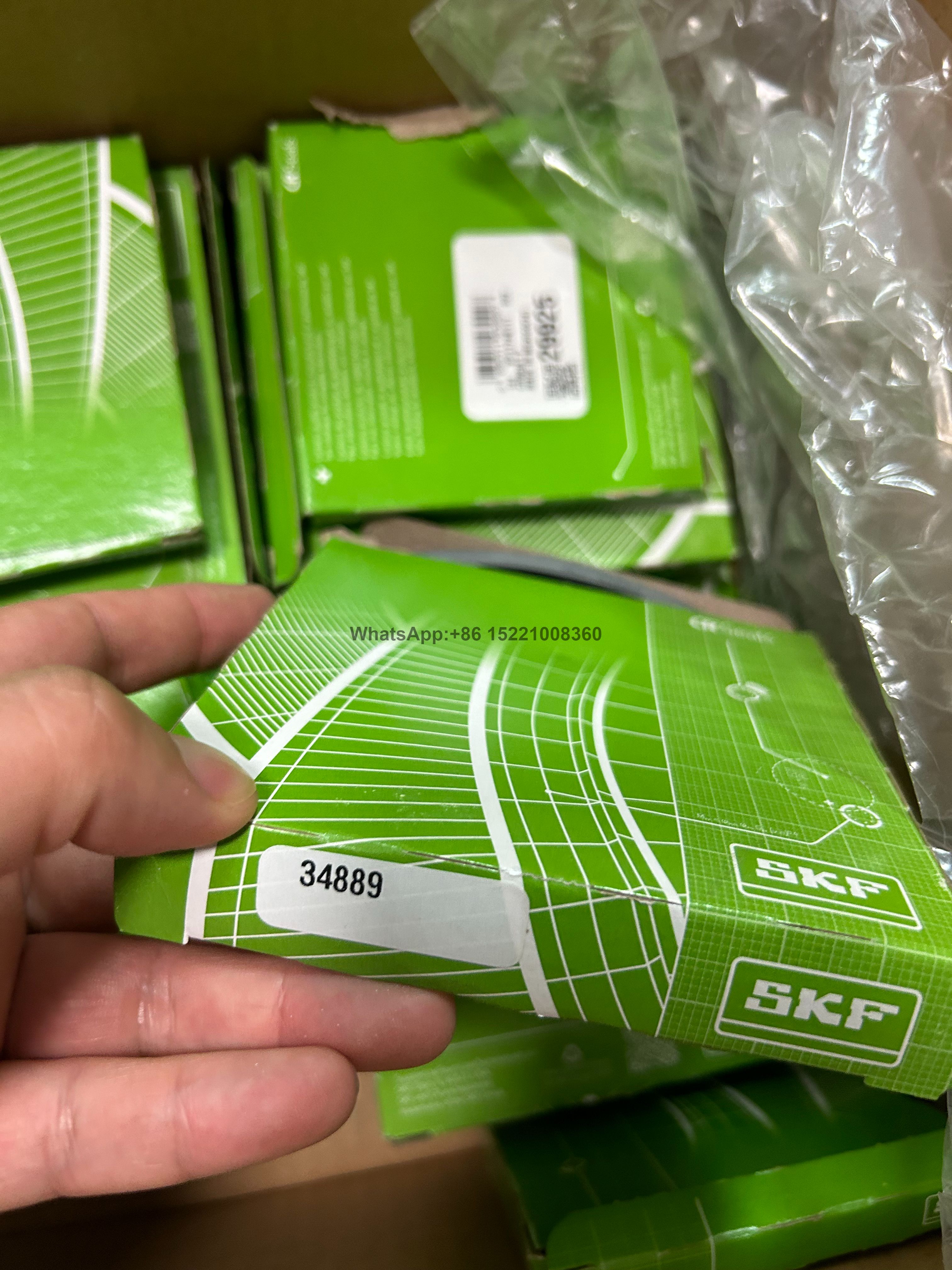 SKF масляное уплотнение 34889 CRWHA1 R