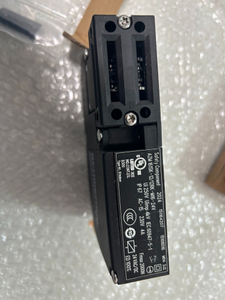  SCHMERSA Аварийный выключатель AZM 161SK-12/12RK-024 